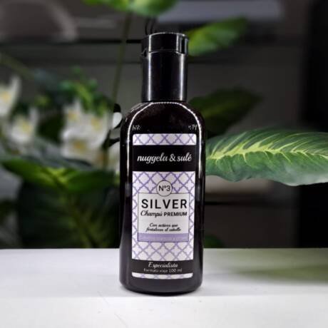 Champú Silver N°3 Nuggela & Sulé para cabellos blancos y grises
